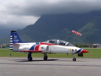 AT-3 自強號教練攻擊機 AT-3 自強號教練攻擊機