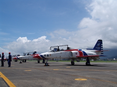 AT-3 自強號教練攻擊機 AT-3 自強號教練攻擊機