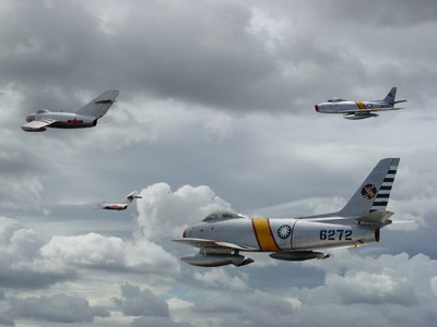 F-86F 軍刀式戰鬥機 Sabre F-86F 軍刀式戰鬥機 Sabre