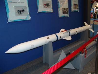 TC-2 天劍二型中程空對空飛彈 TC-2 天劍二型中程空對空飛彈