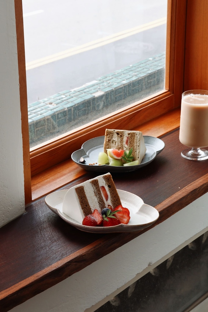 [ 新竹美食 ] 波藤甜點-新竹北區老宅咖啡廳 草莓戚風蛋糕