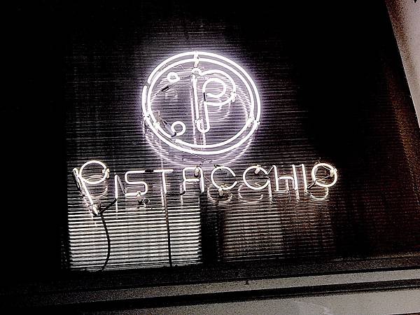 o6a90e60ce9557bcb6cbb69c0b3db47d8_4620693218555154514_201111_22