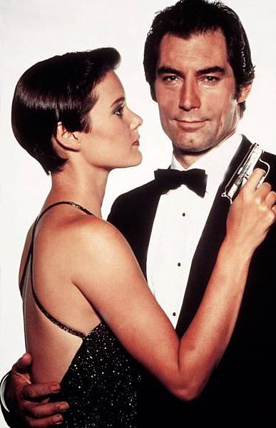 Timothy Dalton-01.jpg Timothy Dalton-01.jpg