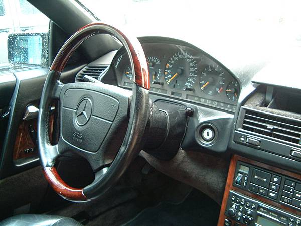 【易特商務網】1995年BENZ R129 SL320 雙門敞蓬跑車古董車出租