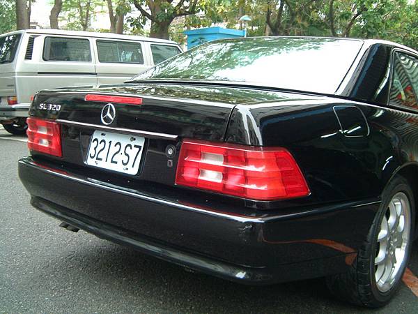 【易特商務網】1995年BENZ R129 SL320 雙門敞蓬跑車古董車出租