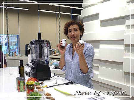 P1590464P311 P1590464P311