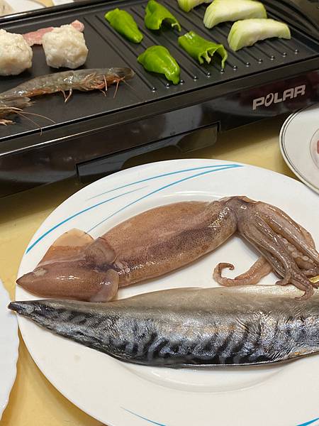 🌟橘子魚-水產海鮮肉類🌟中秋組合是鯖魚片/白蝦/魷魚串/骰子