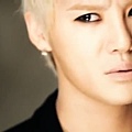 JUNSU - Singles Magazine March Issue Making Film.flv_snapshot_00.26_[2012.02.23_16.08.17]