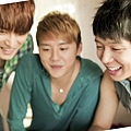 JYJ In hawaii TR 0622.mp4_snapshot_01.32_[2012.07.01_08.48.58]