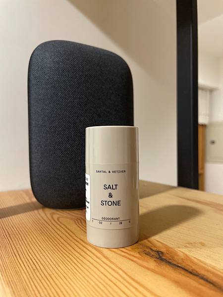 [體香膏開箱] SALT & STONE 檀香岩蘭草體香膏｜