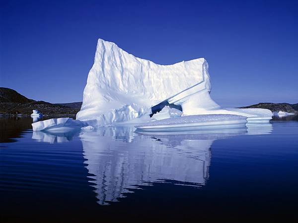 iceberg_reflection-normal