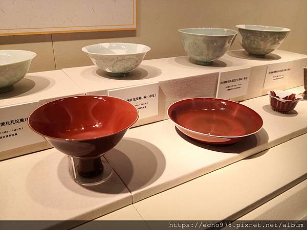 IMG_20201004_124405 明永樂 鮮紅釉模印雲龍紋高足碗.jpg