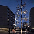 bicycle-wheel-christmas-tree-2.jpg