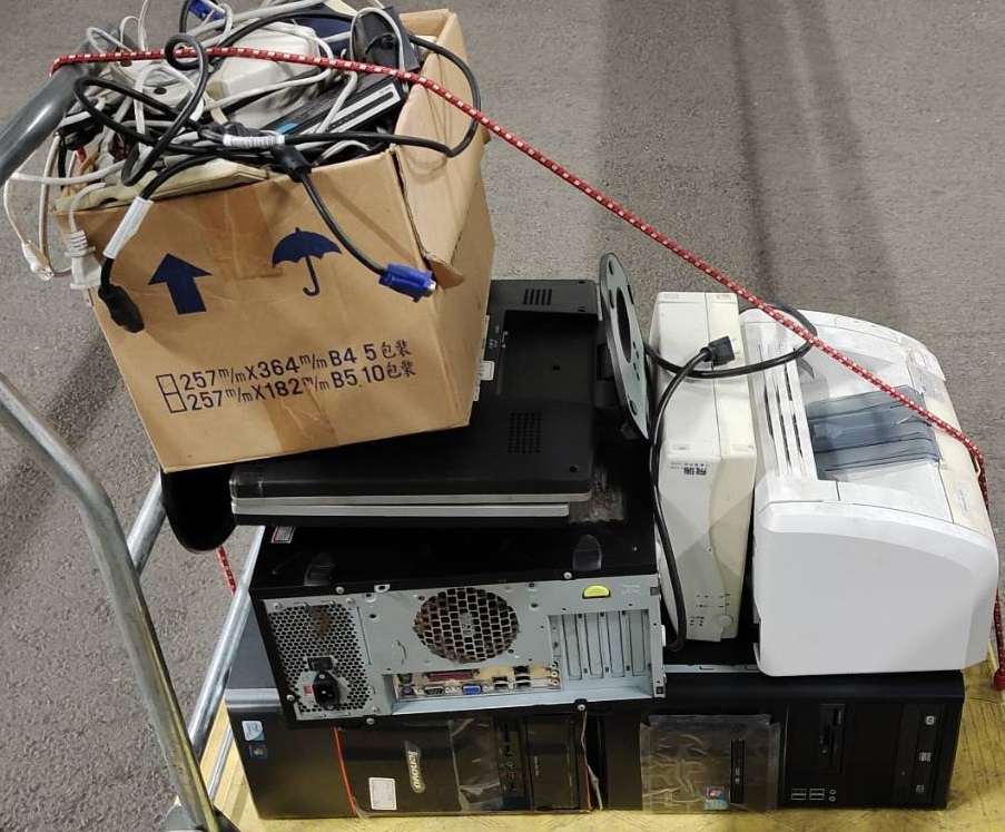 龜山0916林口高中載主機 螢幕 印表機 不斷電.jpg