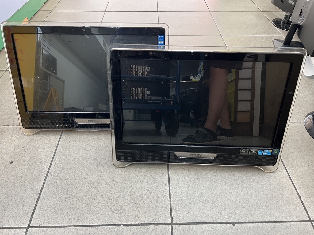 中原230616中壢某通訊行汰換淘汰老舊不要的電腦主機8台及AIO一體機2台來店回收4.jpg 中原230616中壢某通訊行汰換淘汰老舊不要的電腦主機8台及AIO一體機2台來店回收4.jpg