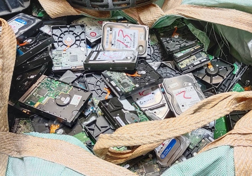 龜山0727三重電腦公司收硬碟 主機 螢幕1.jpg