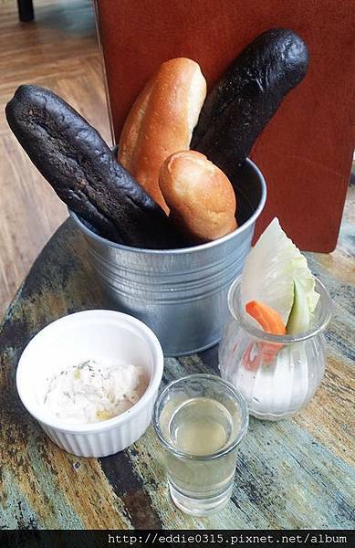 11418594_923599714377078_61586136_n.jpg 11418594_923599714377078_61586136_n.jpg