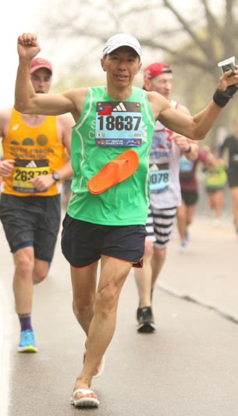身穿ㄚ拖,讓國旗飄揚-記2023波士頓馬拉松 身穿ㄚ拖,讓國旗飄揚-記2023波士頓馬拉松