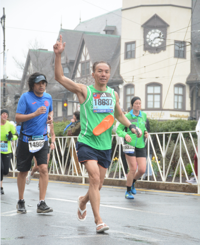 身穿ㄚ拖,讓國旗飄揚-記2023波士頓馬拉松 身穿ㄚ拖,讓國旗飄揚-記2023波士頓馬拉松