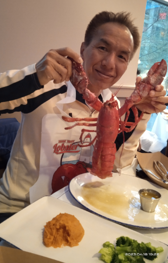 身穿ㄚ拖,讓國旗飄揚-記2023波士頓馬拉松 身穿ㄚ拖,讓國旗飄揚-記2023波士頓馬拉松