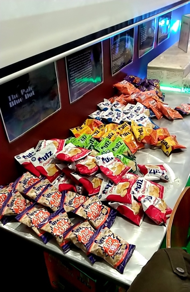 Hi Boston welcome party小零食.jpg Hi Boston welcome party小零食.jpg