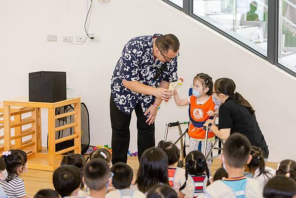 熊愛攝影_20230606_伊甸基金會_基隆中山非營利幼兒園魔術表演活動071.jpg