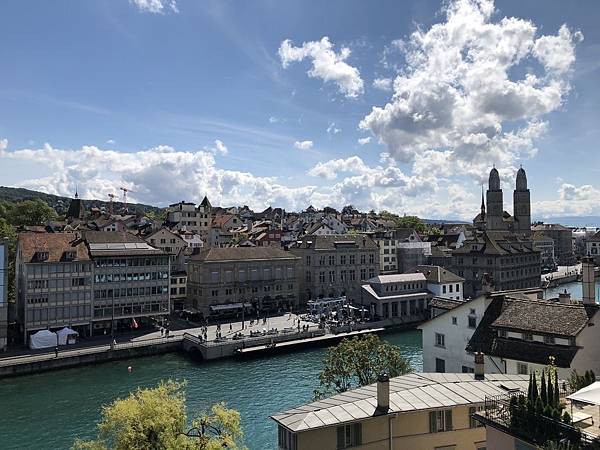 1535787028-2098895757_l