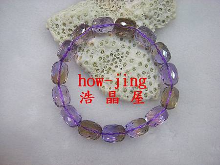 紫黃晶近全美桶形鑽切手珠 紫黃晶近全美桶形鑽切手珠