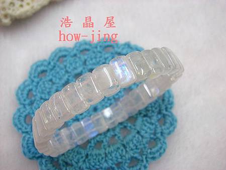 藍暈月光石手排 (2) 藍暈月光石手排 (2)