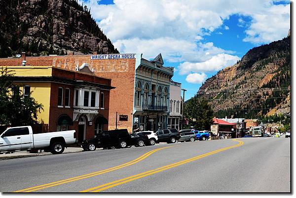 St. Elmo Hotel(L) & Wright's Opera House(R).jpg