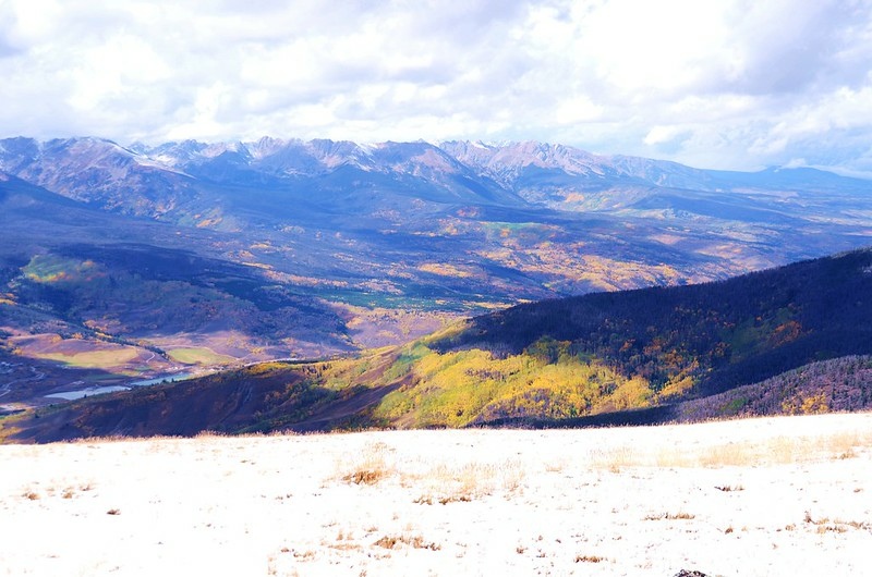 Looking west to Gore Range from Ptarmigan Peak Trail near 12,257 ft
