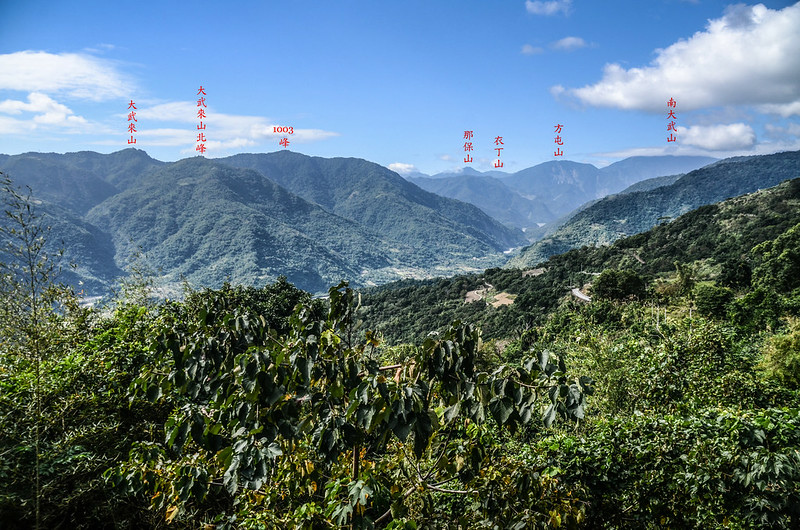 太麻里山道路西南望群山 1