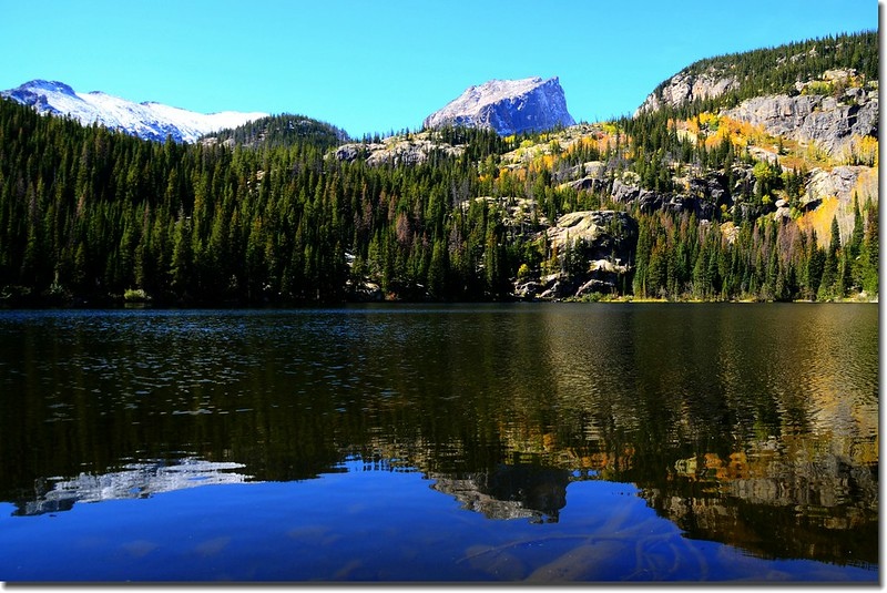 Bear Lake in Fall (2)