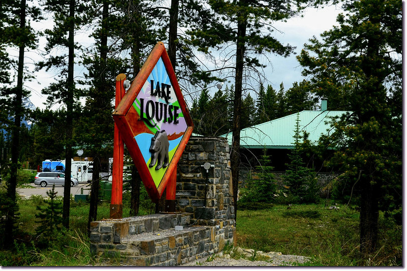 The sign of Lake Louise