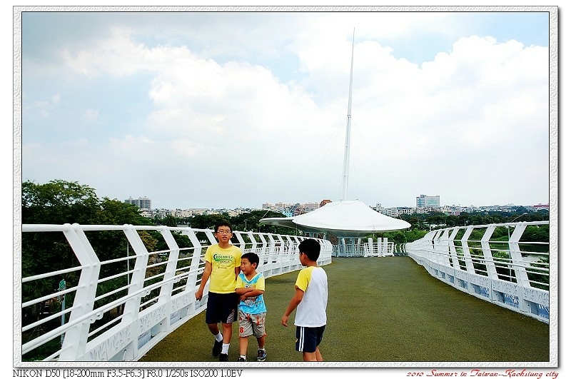 左營蓮池潭自行車空中廊道