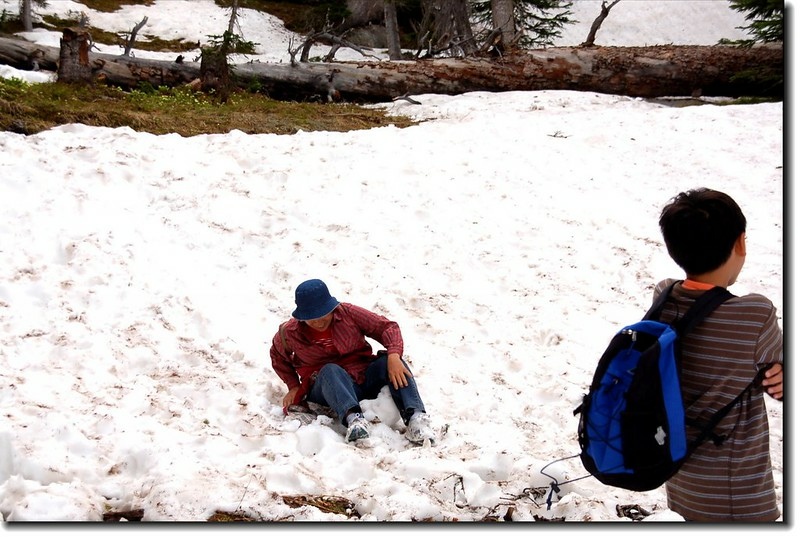 Are you skiing,grandma 3