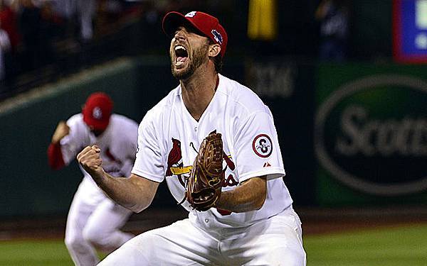 adam-wainwright-101513.jpg