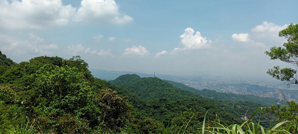 1120526貓空草湳大榕樹~貓空圓山東北峰~貓空圓山~南邦