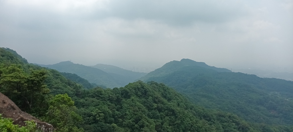 1120526貓空草湳大榕樹~貓空圓山東北峰~貓空圓山~南邦