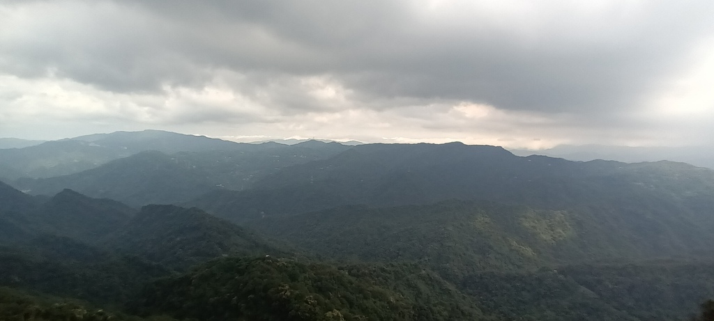 1120526貓空草湳大榕樹~貓空圓山東北峰~貓空圓山~南邦