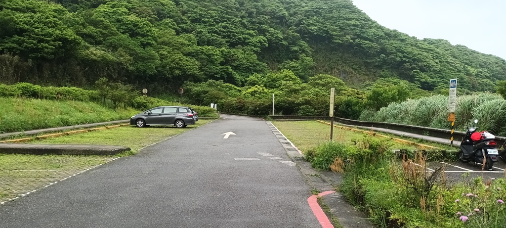 1120427小觀音山群峰Y型來回~大屯山鞍部停車場登山口、