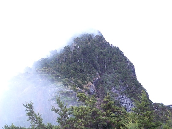 武陵遊客中心視聽室觀後感～回憶那一年的聖稜線。