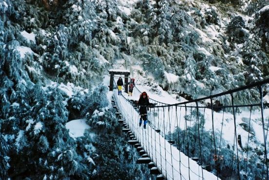 那一年雪很大路面結冰的舊天池山莊度假行~過年年假期間。