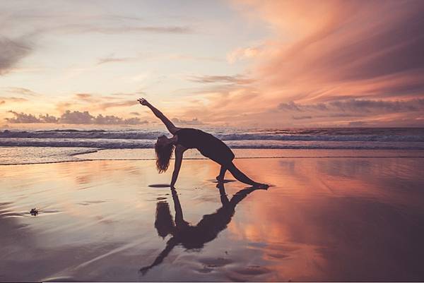 【 在瑜珈的練習裡，好好當個人吧！ 】