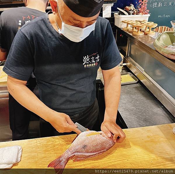 最適合商務、聚餐相揪前來的 鯨炭吉串燒居酒屋，吃好吃飽一定今