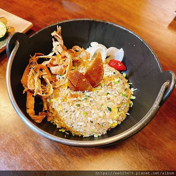 最適合商務、聚餐相揪前來的 鯨炭吉串燒居酒屋，吃好吃飽一定今