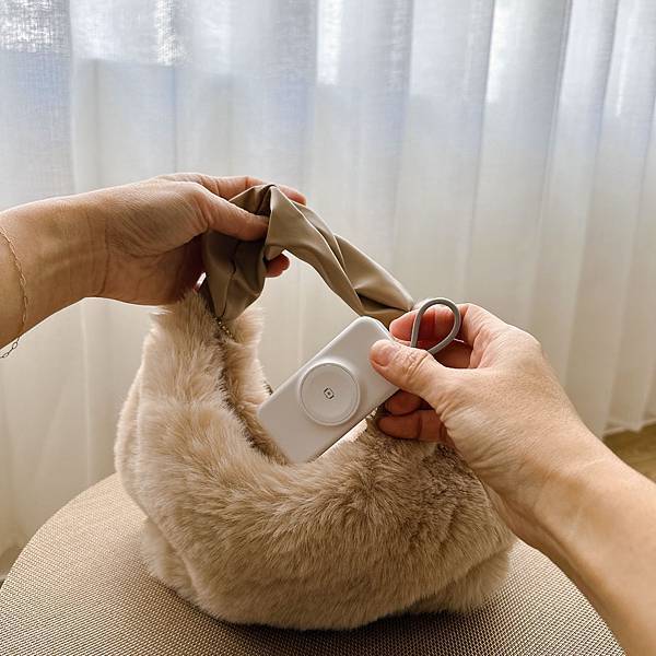 超給力的 PUREPOWER 能量電眼隨身行動電源讓出遊好輕 超給力的 PUREPOWER 能量電眼隨身行動電源讓出遊好輕