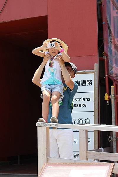 0729-26 爸抱E拍照.JPG 0729-26 爸抱E拍照.JPG