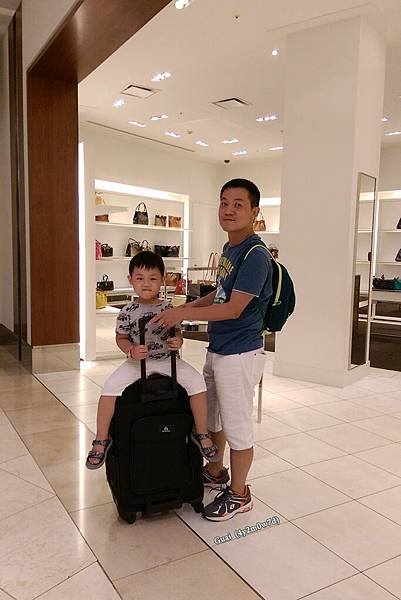 0729之父子逛T-galleria.jpg 0729之父子逛T-galleria.jpg