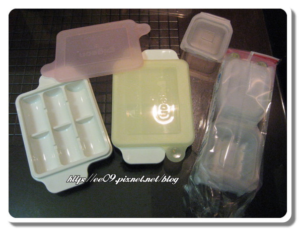副食品容器.jpg 副食品容器.jpg